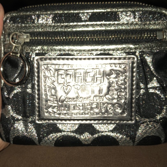 Coach "Poppy" Wristlet - Picture 4 of 4